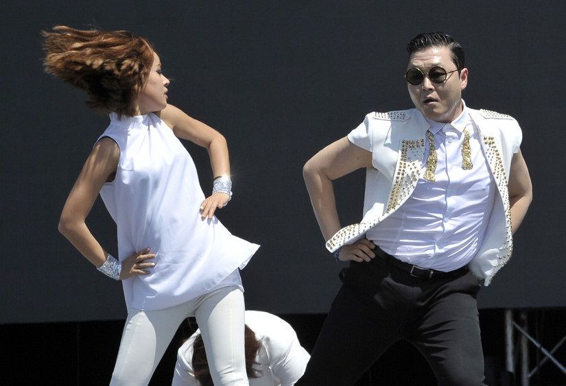 South Korea's Superstar PSY's Gangnam Style performance at 槟城韩江学院 Han Chiang College, Penang Malaysia