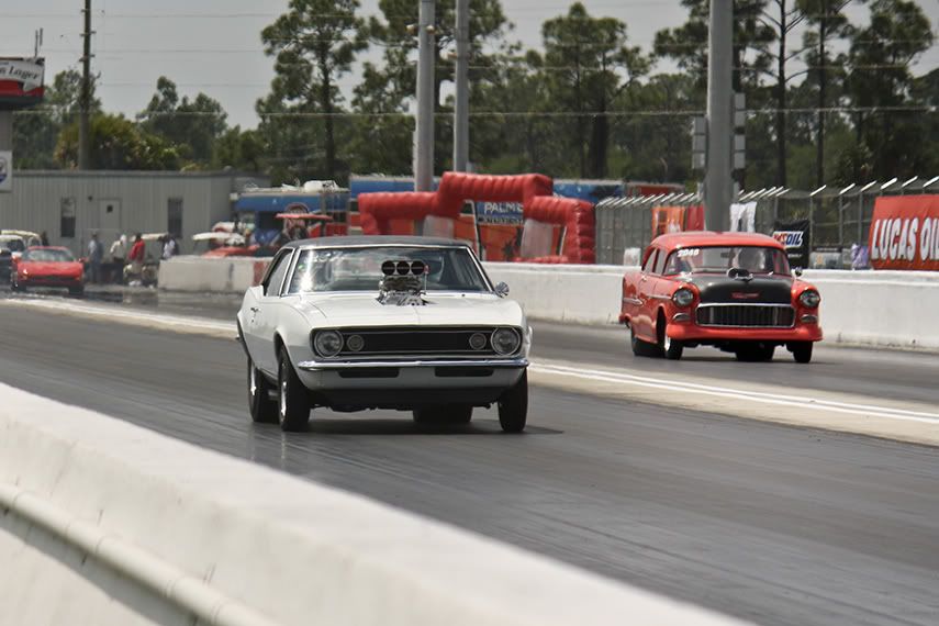 IMAGE: http://i776.photobucket.com/albums/yy43/Unatural91/Drag%20Racing/0410_0030.jpg