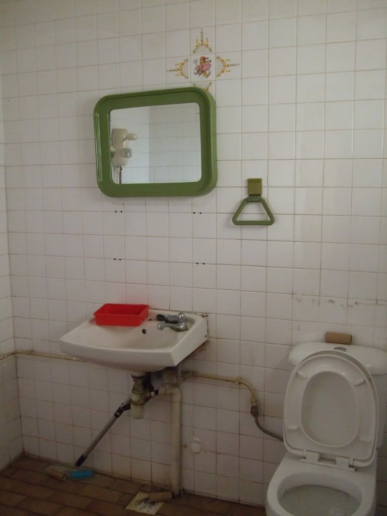 toiletMaster.jpg