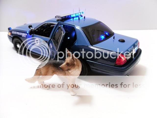 18 1/24 (10) ANTENNAS FOR POLICE CARS,MODEL CARS  